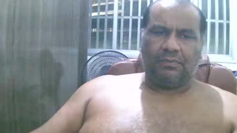 ulmo_br online show from November 12, 2025, 1:17 am