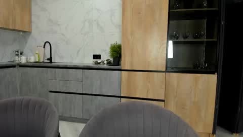 Melena online show from January 10, 2026, 1:40 am