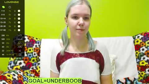 Roxy online show from February 6, 2025, 6:56 pm