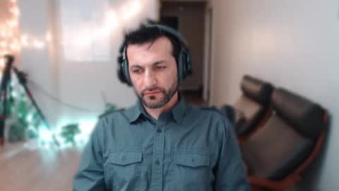 Snapshot of ultratoaster chatting on January 14, 2025, 1:58 am ultratoaster online show from January 14, 2025, 1:58 am