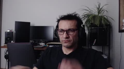 Snapshot of ultratoaster chatting on October 23, 2025, 7:29 am ultratoaster online show from October 23, 2025, 7:29 am