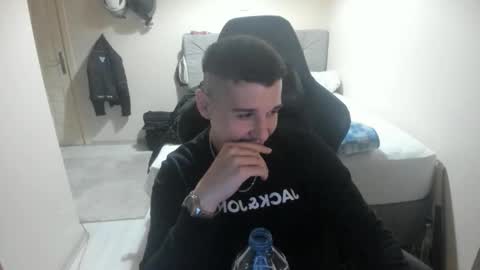 hi im mike tyson -  online show from November 9, 2025, 6:28 pm