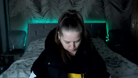 Ulyana online show from December 2, 2025, 8:41 am