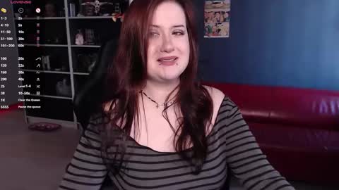 Julia online show from April 14, 2026, 4:18 am