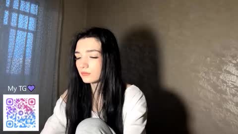 Isobelle lisi online show from January 15, 2026, 11:48 am