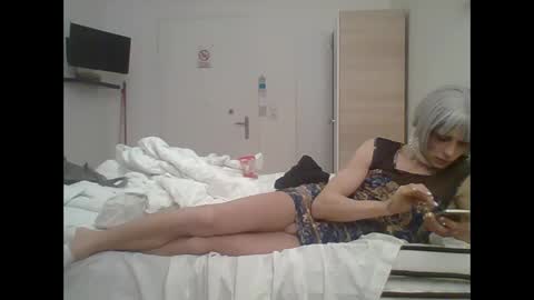 Snapshot of unadiosa chatting on February 4, 2026, 5:19 pm unadiosa online show from February 4, 2026, 5:19 pm