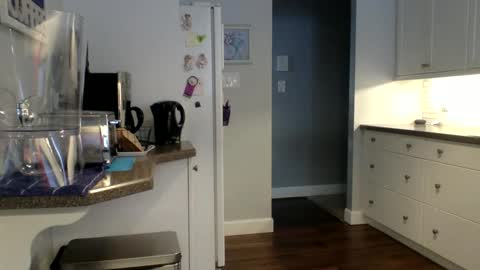 Snapshot of uncutabs123 chatting on January 22, 2025, 8:38 pm Buzz Bigcock online show from January 22, 2025, 8:38 pm