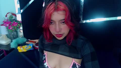 UnderBaby online show from December 17, 2024, 8:21 pm