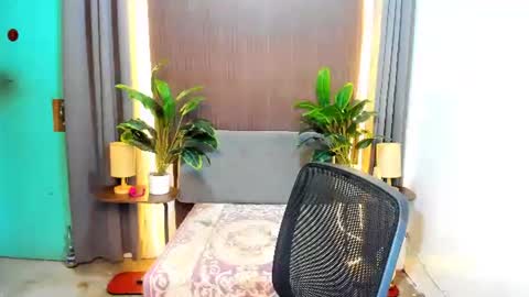unfaithfulyen online show from May 30, 2026, 3:58 am