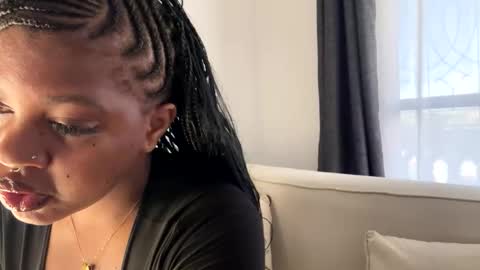 Unholybaddie online show from April 15, 2026, 8:21 am