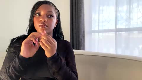 Unholybaddie online show from April 17, 2026, 11:24 am