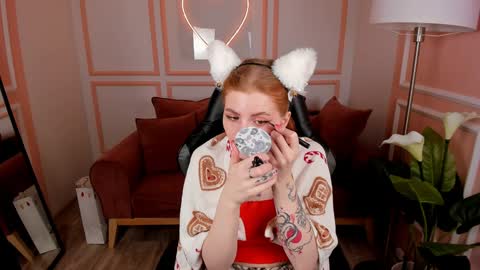 Snapshot of unicent chatting on December 26, 2024, 6:43 pm Call me Mira thumbs up its make me happy online show from December 26, 2024, 6:43 pm