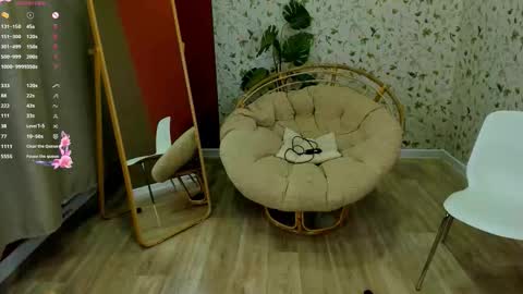 Snapshot of unicent chatting on November 14, 2025, 1:48 am Call me Mira thumbs up its make me happy online show from November 14, 2025, 1:48 am