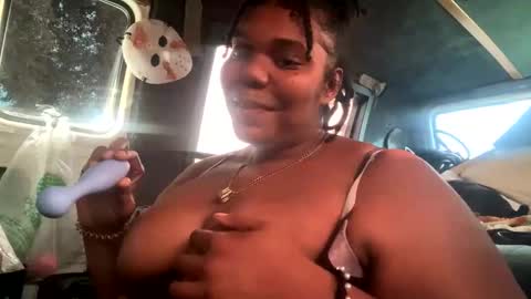 Uni StarFire online show from December 11, 2024, 9:45 pm