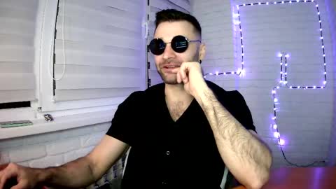 SlavaVibes online show from April 24, 2026, 6:21 pm