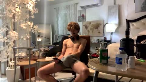 Snapshot of unverifiedbwc chatting on February 1, 2025, 2:02 pm Stepbro online show from February 1, 2025, 2:02 pm