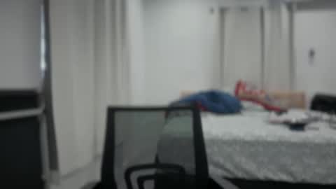 Snapshot of unverifiedbwc chatting on December 16, 2025, 2:33 pm Stepbro online show from December 16, 2025, 2:33 pm