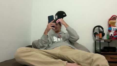 Stepbro online show from March 2, 2026, 11:06 am