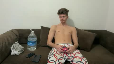 Stepbro online show from April 14, 2026, 10:49 pm