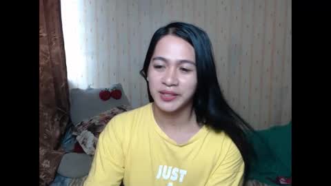 Snapshot of ur_asianpretty chatting on May 27, 2026, 1:02 am Aya online show from May 27, 2026, 1:02 am