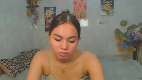 ur_bigcockeziekiel online show from April 27, 2026, 7:56 pm