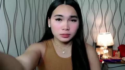 QUEENSY online show from November 2, 2025, 8:11 pm