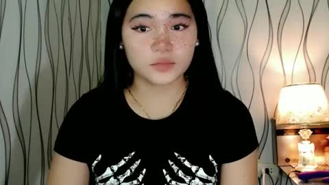 QUEENSY online show from March 3, 2026, 3:45 am