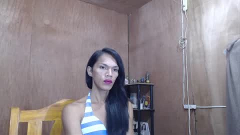Snapshot of ur_prescious_xxx chatting on May 28, 2026, 6:05 pm Ur Lovely Pricious online show from May 28, 2026, 6:05 pm