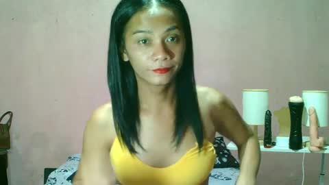 ur_sexybabe_ehra online show from January 17, 2025, 4:26 pm