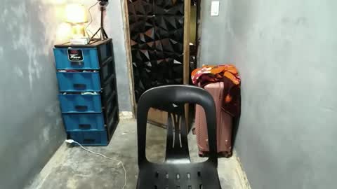 Maurice online show from April 21, 2026, 2:51 am