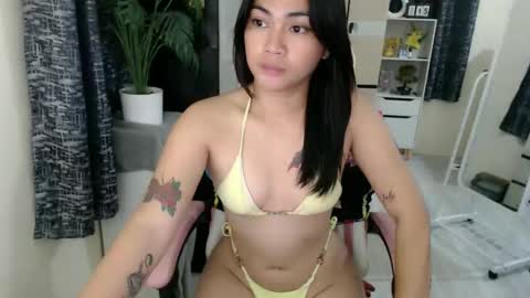 urasian_erica online show from January 15, 2026, 12:32 pm