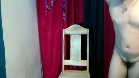 urasian_eya online show from April 9, 2026, 10:53 am