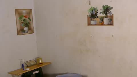 urasian_jomarie online show from July 21, 2026, 3:20 am