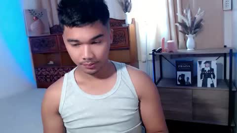 Snapshot of urasian_jpxx chatting on May 9, 2026, 9:20 pm JAMES online show from May 9, 2026, 9:20 pm