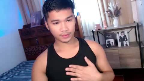 Snapshot of urasian_jpxx chatting on June 20, 2026, 1:52 am JAMES online show from June 20, 2026, 1:52 am