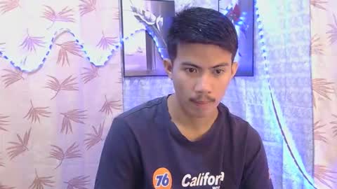 urasian_justin online show from September 14, 2025, 2:05 pm