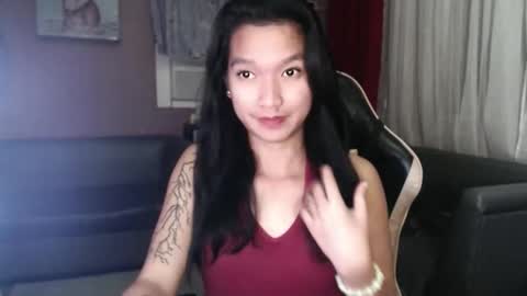 NEWRA  ALLISON online show from October 14, 2025, 5:52 am