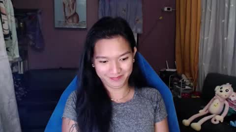 NEWRA  ALLISON online show from November 11, 2025, 4:40 pm