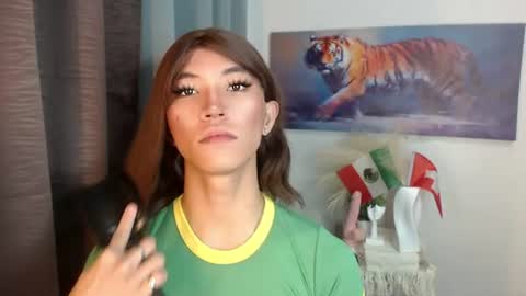 urasianfairypirncessxx online show from June 28, 2026, 12:44 pm