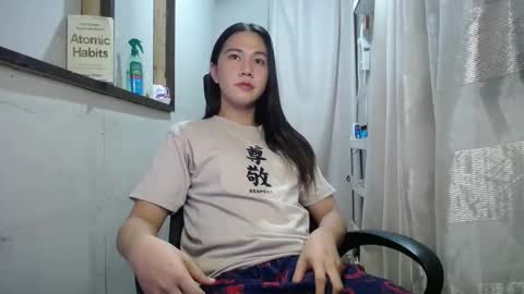 Snapshot of urasiantserika chatting on December 10, 2024, 1:44 pm Erika online show from December 10, 2024, 1:44 pm