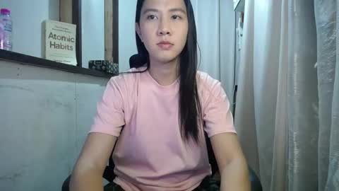Snapshot of urasiantserika chatting on February 28, 2025, 1:14 pm Erika online show from February 28, 2025, 1:14 pm