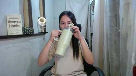 Snapshot of urasiantserika chatting on March 6, 2025, 1:46 pm Erika online show from March 6, 2025, 1:46 pm