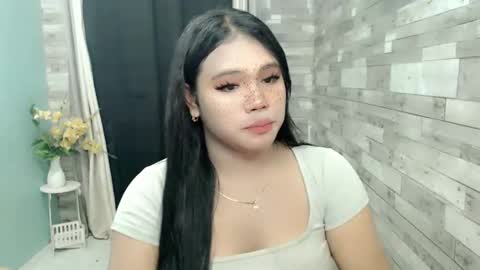 Snapshot of urbabysofia0305 chatting on December 8, 2024, 1:36 pm Sofia online show from December 8, 2024, 1:36 pm