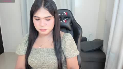 Snapshot of urbabysofia0305 chatting on December 25, 2024, 11:00 am Sofia online show from December 25, 2024, 11:00 am