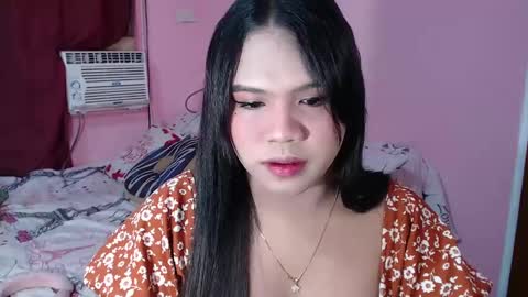 Snapshot of urbabysofia0305 chatting on January 26, 2025, 3:36 pm Sofia online show from January 26, 2025, 3:36 pm