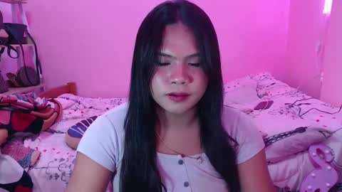 Snapshot of urbabysofia0305 chatting on February 5, 2025, 6:37 pm Sofia online show from February 5, 2025, 6:37 pm
