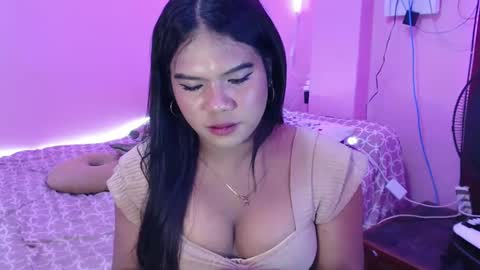 Snapshot of urbabysofia0305 chatting on March 7, 2025, 5:38 pm Sofia online show from March 7, 2025, 5:38 pm