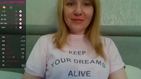 urbadkitty online show from December 2, 2024, 7:25 am