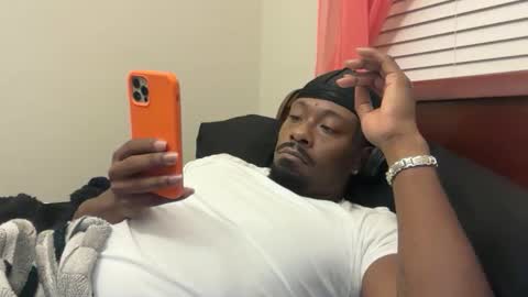 urbandick5 online show from October 28, 2025, 10:52 am