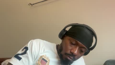 Snapshot of urbandick5 chatting on February 4, 2026, 6:58 pm urbandick5 online show from February 4, 2026, 6:58 pm